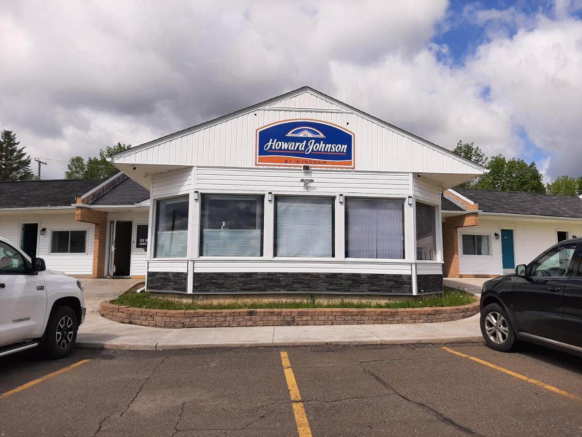 Howard Johnson By Wyndham Woodstock Nb Esterno foto