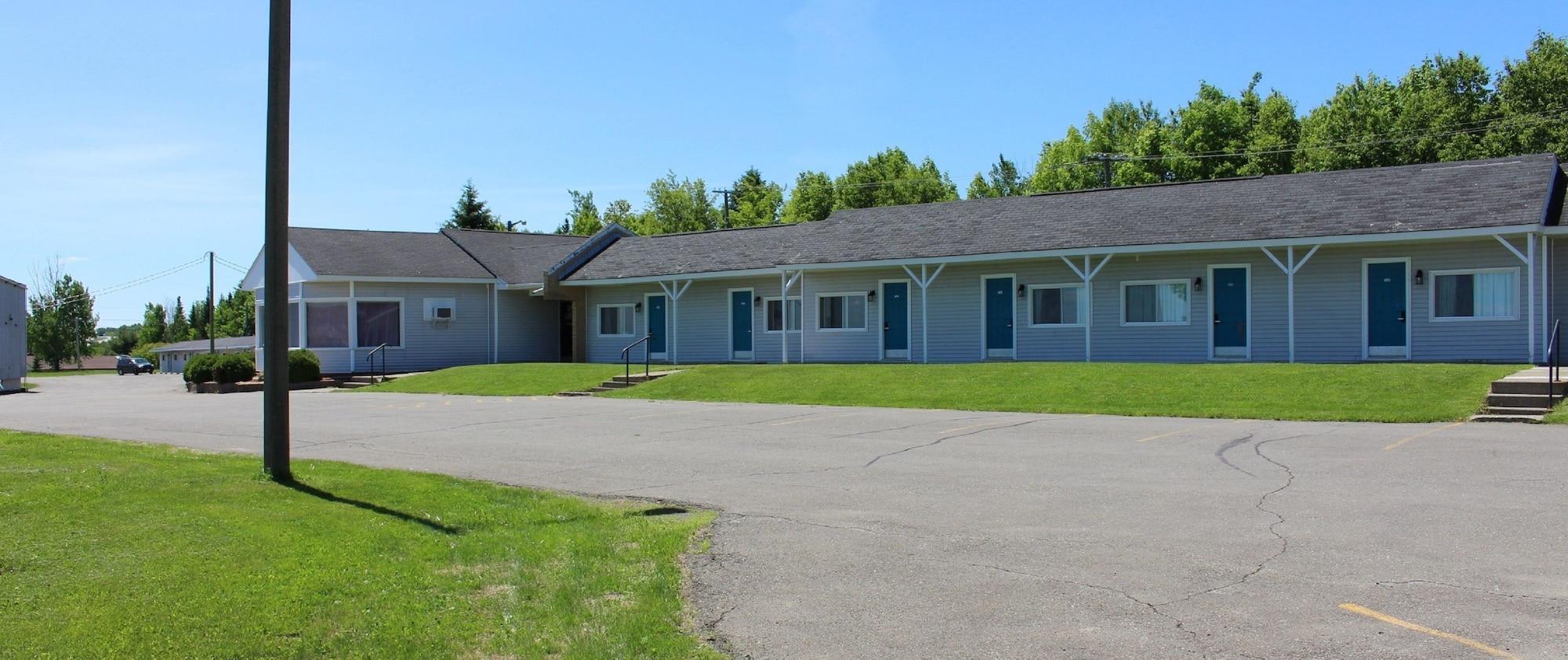 Howard Johnson By Wyndham Woodstock Nb Esterno foto